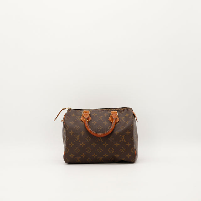 Amana-vintage-sacs-de-luxe-pas-cher-bag-details-occasion-speedy-dior-seconde-main-exclusif-sac-vuitton-authentique-noé-papillon