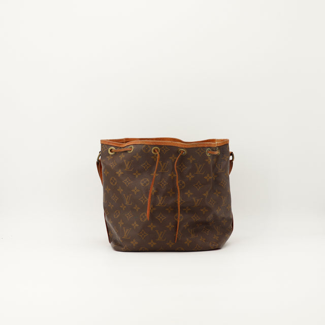 Amana-vintage-sacs-de-luxe-pas-cher-bag-details-occasion-speedy-dior-seconde-main-exclusif-sac-vuitton-authentique-noé-papillon