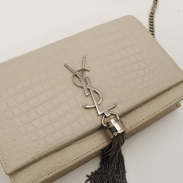 Amana-vintage-sacs-de-luxe-pas-cher-bag-details-occasion-speedy-dior-seconde-main-exclusif-sac-vuitton-authentique-noé-papillon