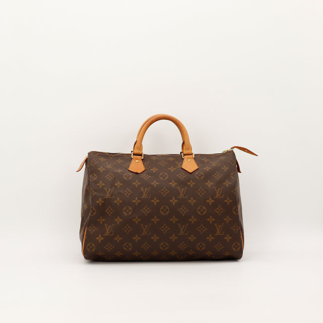 Amana-vintage-sacs-de-luxe-pas-cher-bag-details-occasion-speedy-dior-seconde-main-exclusif-sac-vuitton-authentique-noé-papillon