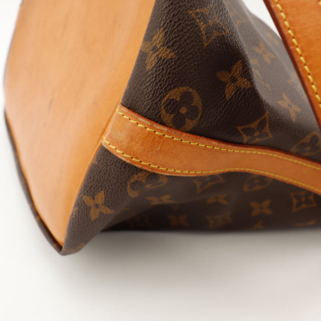 Amana-vintage-sacs-de-luxe-pas-cher-bag-details-occasion-speedy-dior-seconde-main-exclusif-sac-vuitton-authentique-noé-papillon