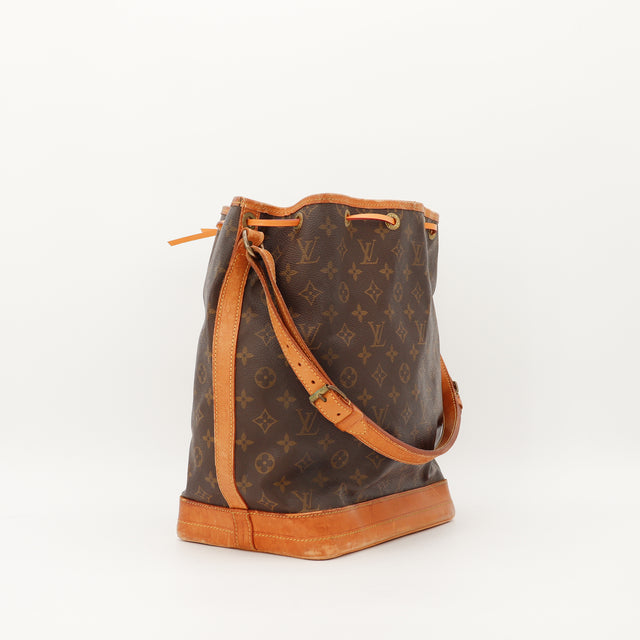 Amana-vintage-sacs-de-luxe-pas-cher-bag-details-occasion-speedy-dior-seconde-main-exclusif-sac-vuitton-authentique-noé-papillon