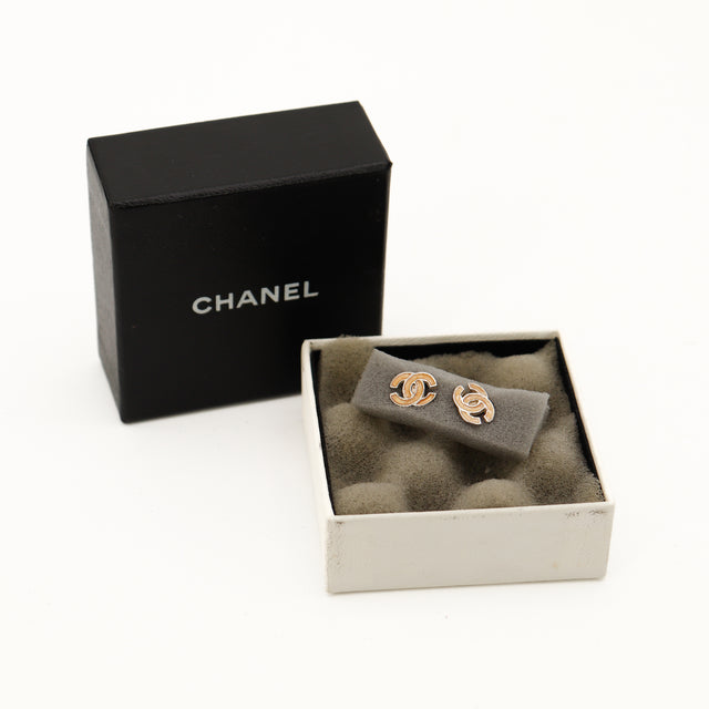 Les Boucles d’oreilles Coco Chanel strass