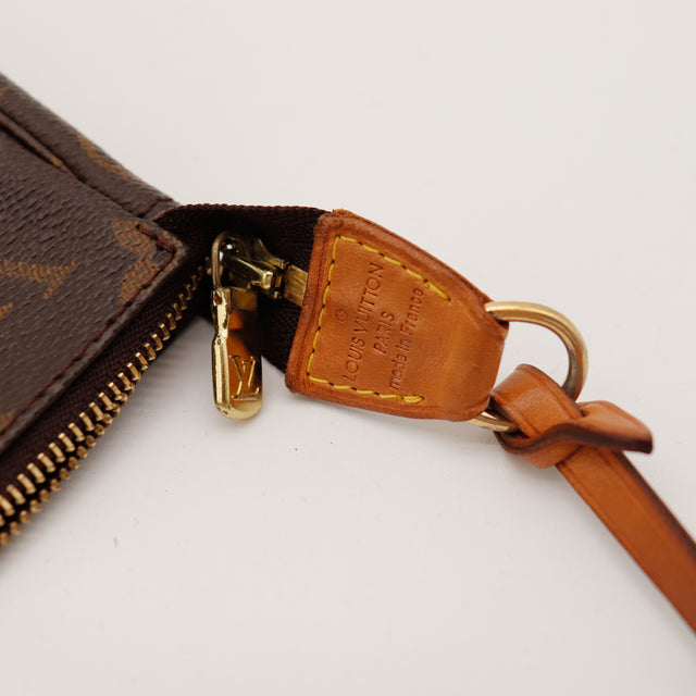Amana-vintage-sacs-de-luxe-pas-cher-bag-details-occasion-speedy-dior-seconde-main-exclusif-sac-vuitton-authentique-noé-papillon