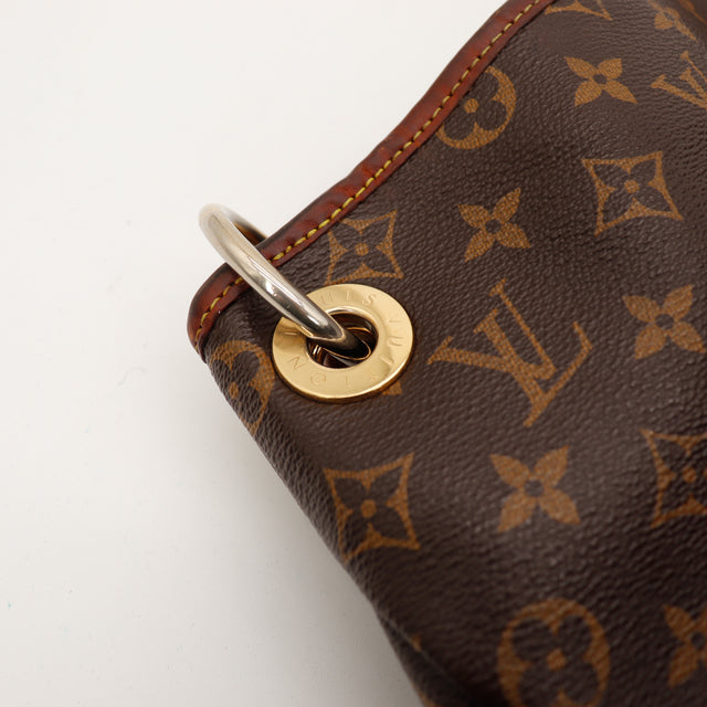 Le Artsy Louis Vuitton