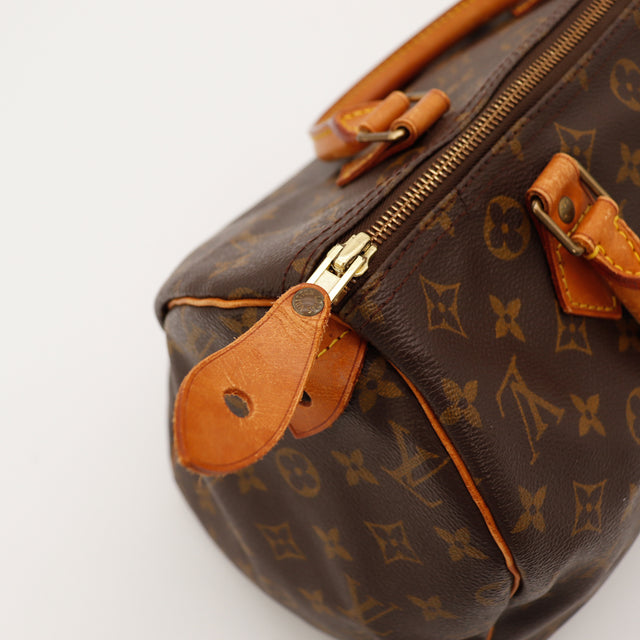 Amana-vintage-sacs-de-luxe-pas-cher-bag-details-occasion-speedy-dior-seconde-main-exclusif-sac-vuitton-authentique-noé-papillon