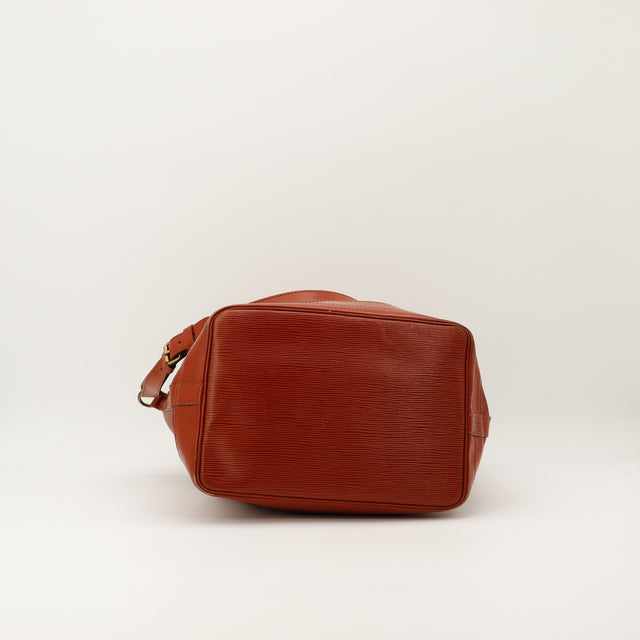 Amana-vintage-sacs-de-luxe-pas-cher-bag-details-occasion-speedy-dior-seconde-main-exclusif-sac-vuitton-authentique-noé-papillon