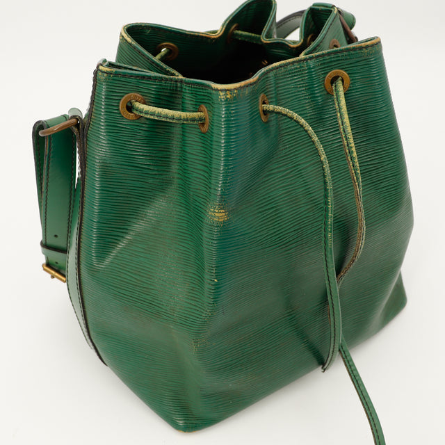 Amana-vintage-sacs-de-luxe-pas-cher-bag-details-occasion-speedy-dior-seconde-main-exclusif-sac-vuitton-authentique-noé-papillon