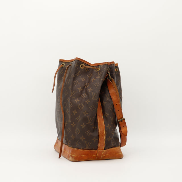 Amana-vintage-sacs-de-luxe-pas-cher-bag-details-occasion-speedy-dior-seconde-main-exclusif-sac-vuitton-authentique-noé-papillon