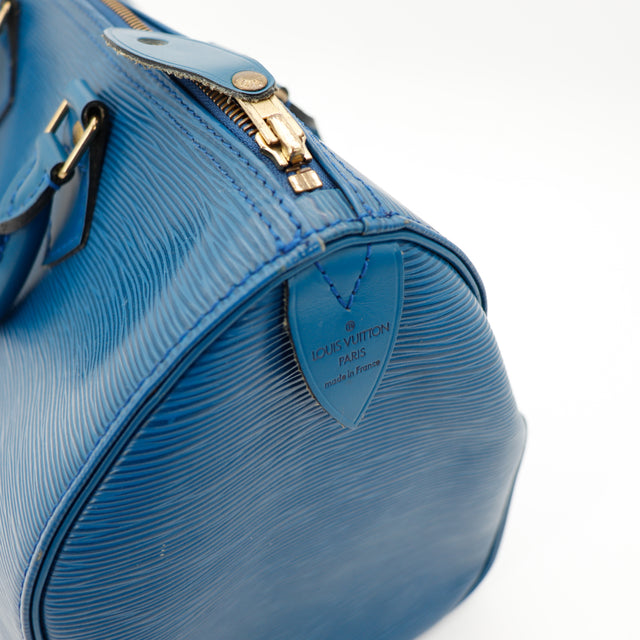 Amana-vintage-sacs-de-luxe-pas-cher-bag-details-occasion-speedy-dior-seconde-main-exclusif-sac-vuitton-authentique-noé-papillon