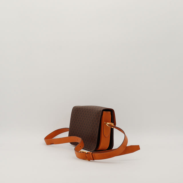 Le Triomphe Céline Macadam