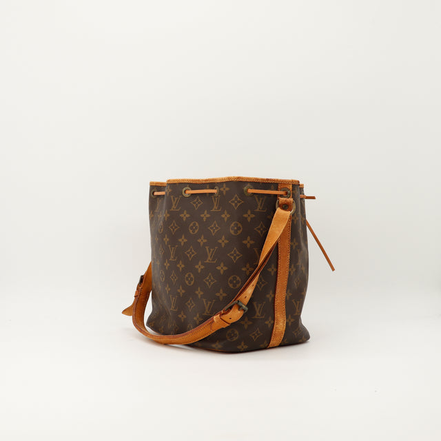 Amana-vintage-sacs-de-luxe-pas-cher-bag-details-occasion-speedy-dior-seconde-main-exclusif-sac-vuitton-authentique-noé-papillon