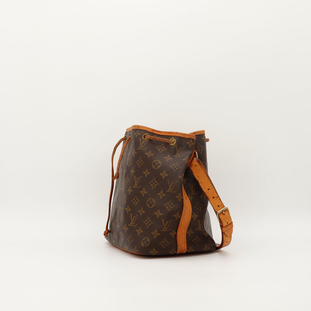 Amana-vintage-sacs-de-luxe-pas-cher-bag-details-occasion-speedy-dior-seconde-main-exclusif-sac-vuitton-authentique-noé-papillon