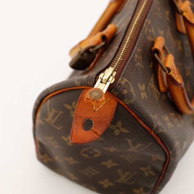 Amana-vintage-sacs-de-luxe-pas-cher-bag-details-occasion-speedy-dior-seconde-main-exclusif-sac-vuitton-authentique-noé-papillon