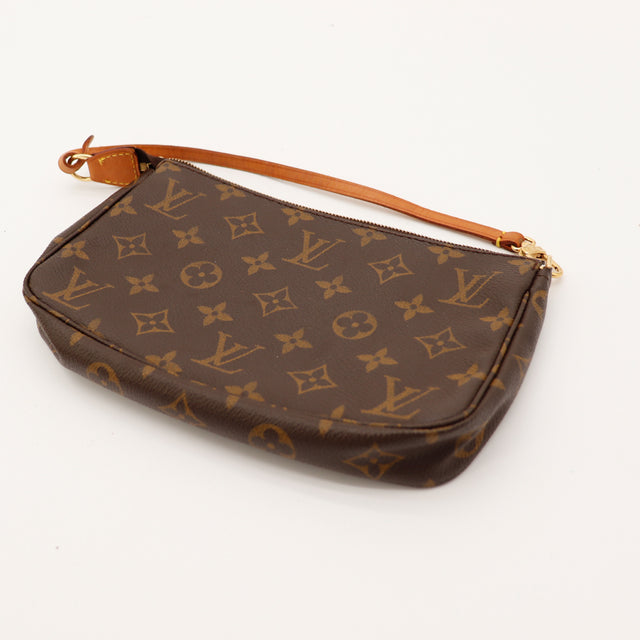 Amana-vintage-sacs-de-luxe-pas-cher-bag-details-occasion-speedy-dior-seconde-main-exclusif-sac-vuitton-authentique-noé-papillon