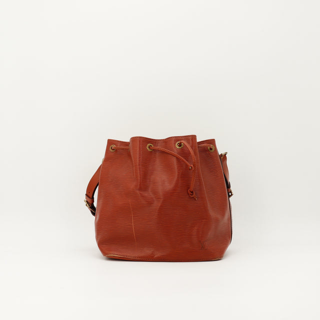 Amana-vintage-sacs-de-luxe-pas-cher-bag-details-occasion-speedy-dior-seconde-main-exclusif-sac-vuitton-authentique-noé-papillon