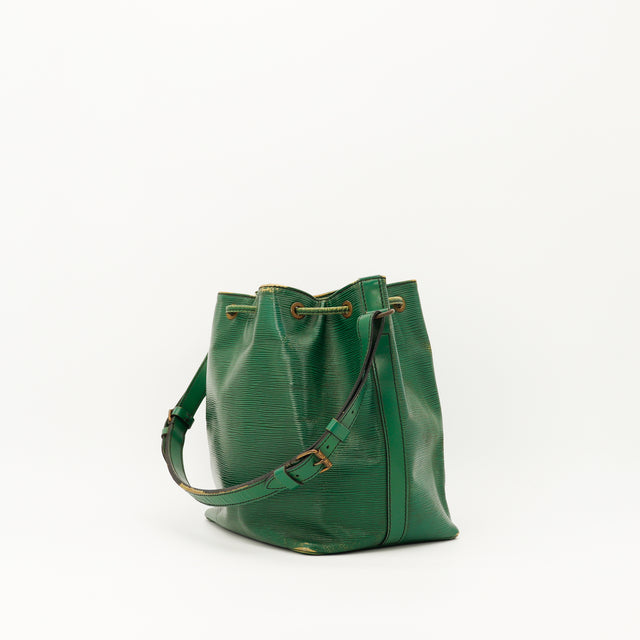 Amana-vintage-sacs-de-luxe-pas-cher-bag-details-occasion-speedy-dior-seconde-main-exclusif-sac-vuitton-authentique-noé-papillon