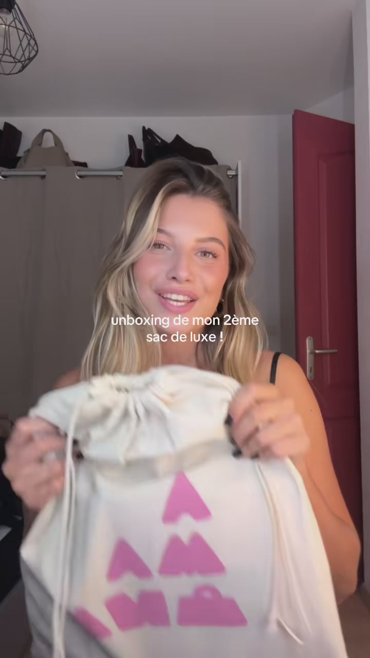 Video von Chloé O mit AMANA